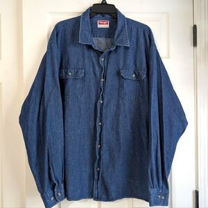 Vintage Wrangler Men's Blue Denim Shirt Size 3XL